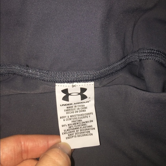 Under Armor cropped athletic pants green and gray size small - Picture 5 of 5